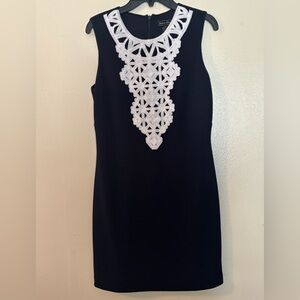 Jessica Howard Dark Purple Dress with White Lace Accent Will fit 4R Small